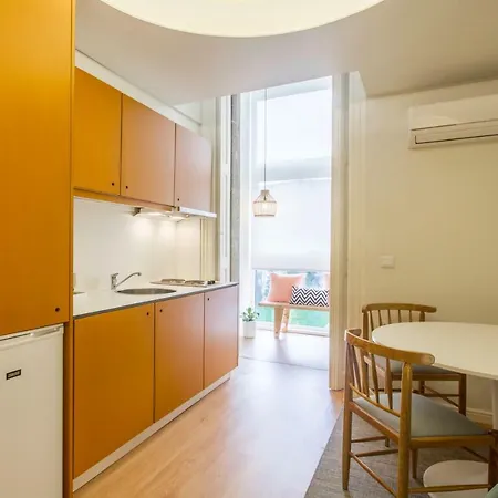 Republica At D. Luis I Bridge *