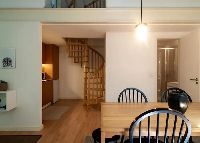 Republica At D. Luis I Bridge Vila Nova de Gaia