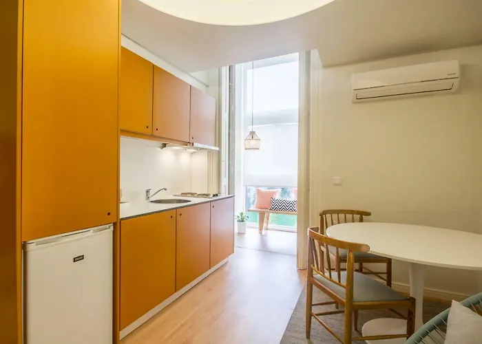 Republica At D. Luis I Bridge *